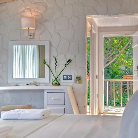 Otel Peninsula Gardens (adults Only) *