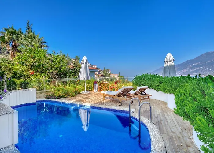 Отель Peninsula Gardens (adults Only) *