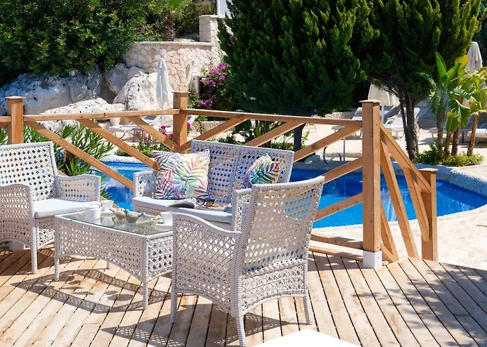 Отель Peninsula Gardens (adults Only) *