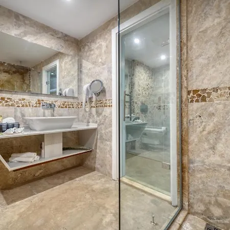 Peninsula Gardens (adults Only) * 카스