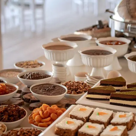 Отель Peninsula Gardens (adults Only) *