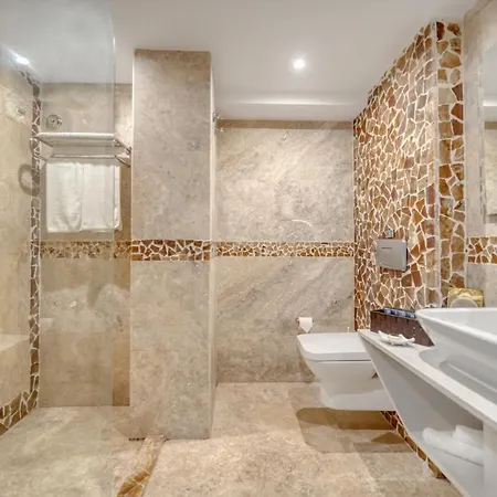 Peninsula Gardens (adults Only) *