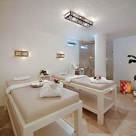 Peninsula Gardens (adults Only) Hotel *