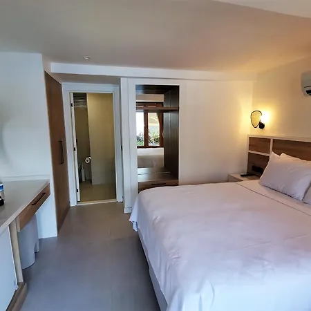 Hotel Peninsula Gardens (adults Only) *