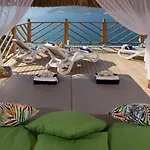 Peninsula Gardens (adults Only) Hotel *